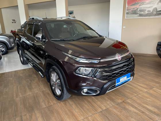 FIAT TORO 2.0 16V TURBO DIESEL RANCH 4WD AT9